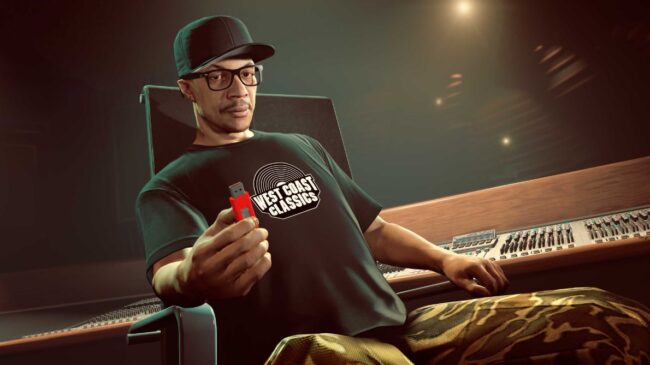 DJ Pooh holding a media stick in GTA Online.