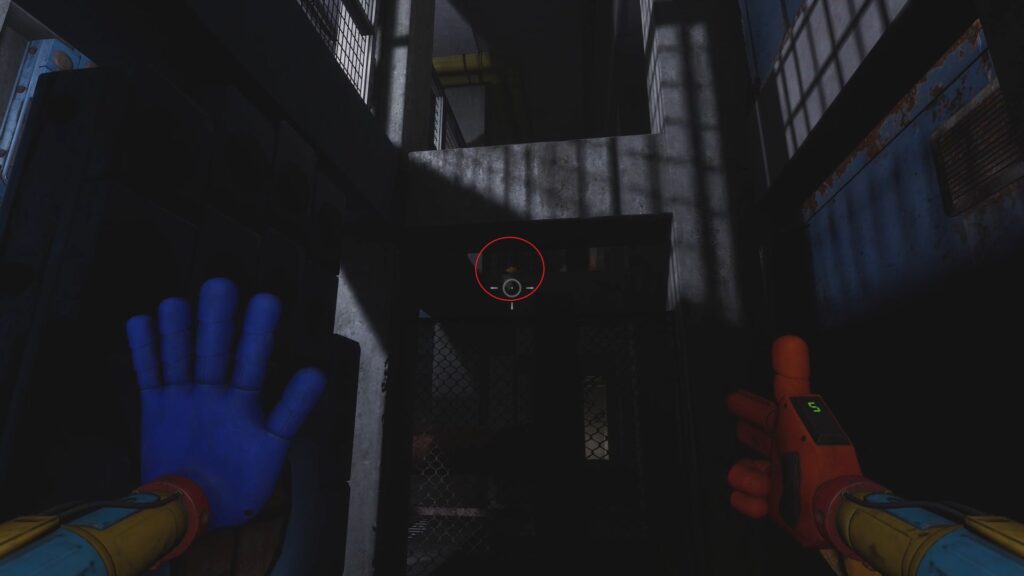 Limón on the cement rafter in Chapter 4.